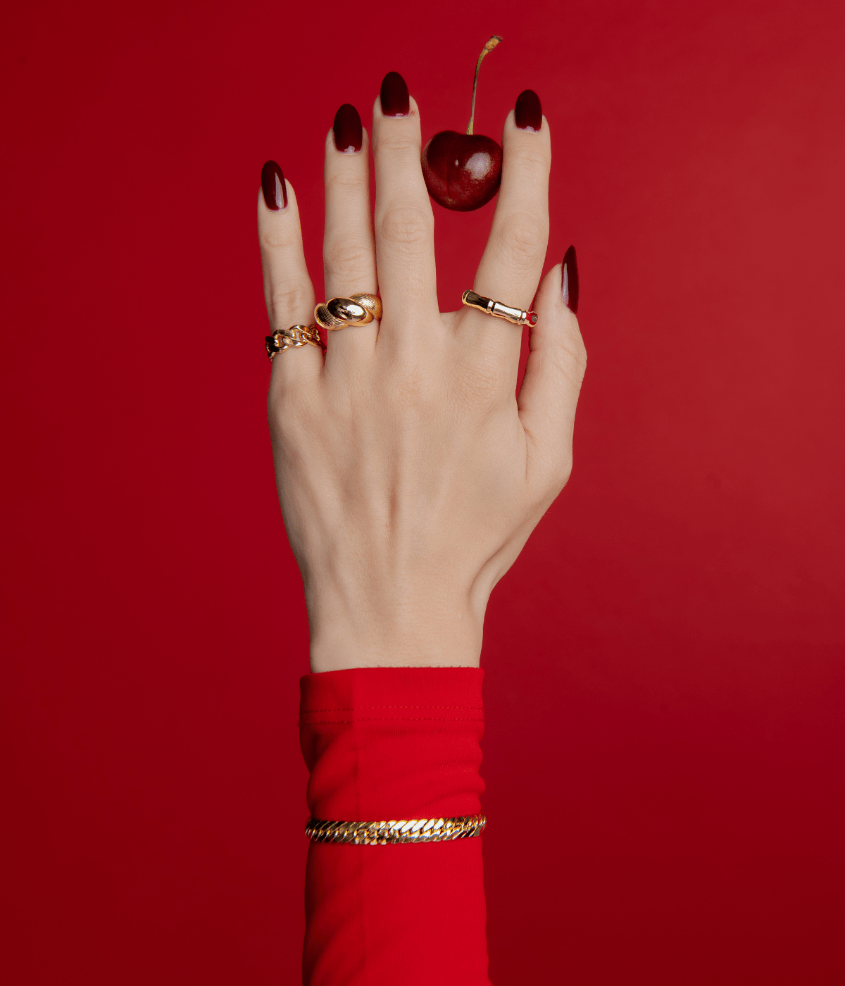 Does Gold Jewellery Hold Value? A Realistic Look at Buying Gold You Can Wear - Abra Jewellery