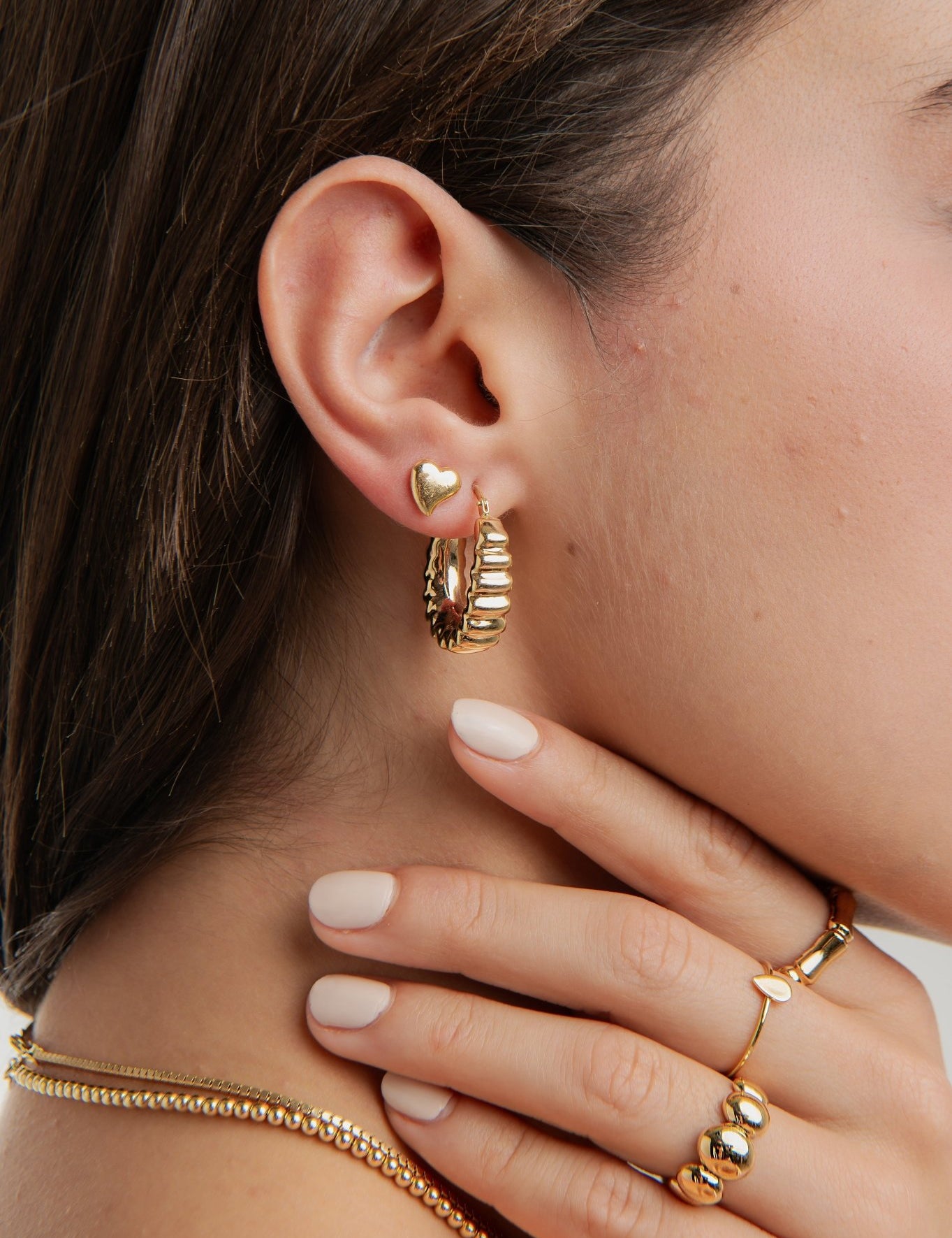 Is 18K Gold Good for Sensitive Skin? - Abra Jewellery